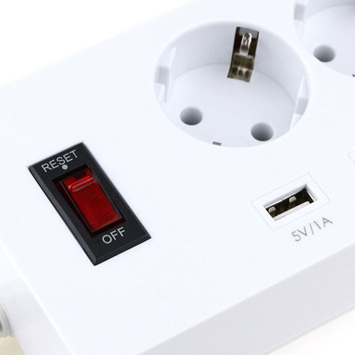 outlet socket with usb